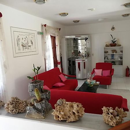 Sea Stone Apartments Karpathos Bagian luar foto