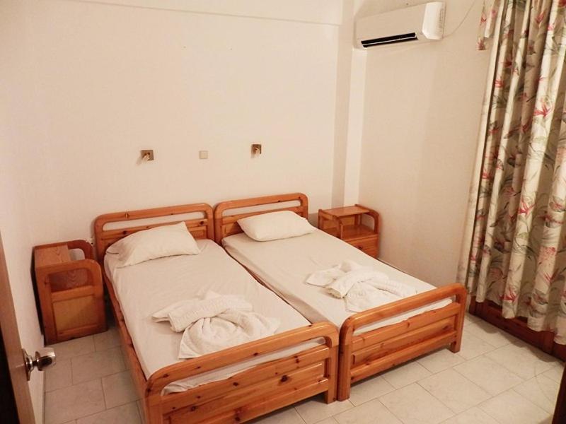 Sea Stone Apartments Karpathos Bagian luar foto